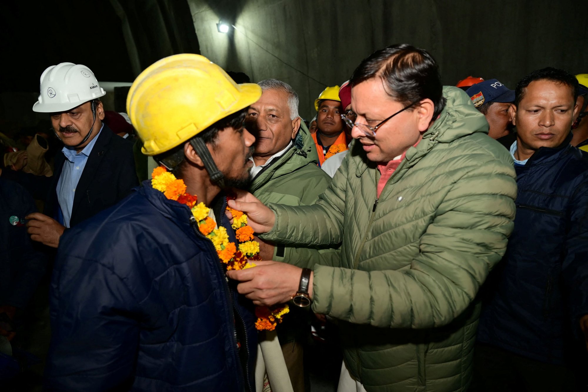 2023 11 28T212138Z 175062671 RC2LM4A530Q4 RTRMADP 5 INDIA TUNNEL COLLAPSE.jpg