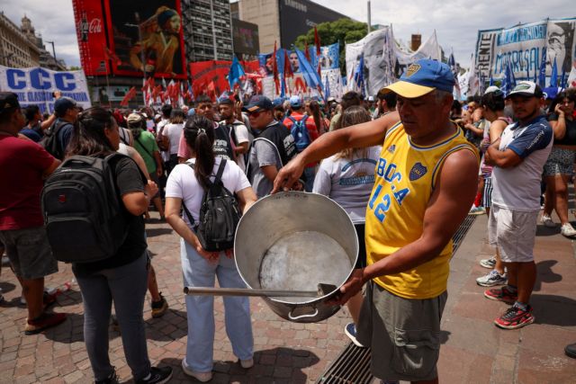 argentina protests.jpg