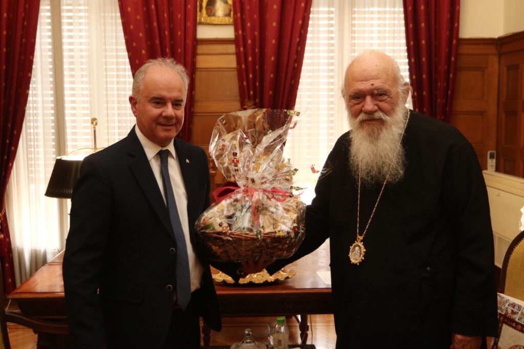 Συνάντηση του δημάρχου Τεμών με τον Αρχιεπίσκοπο