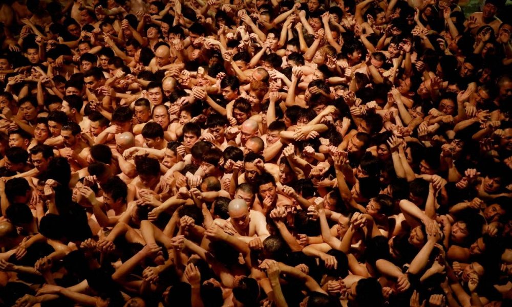 naked festival japan.jpg