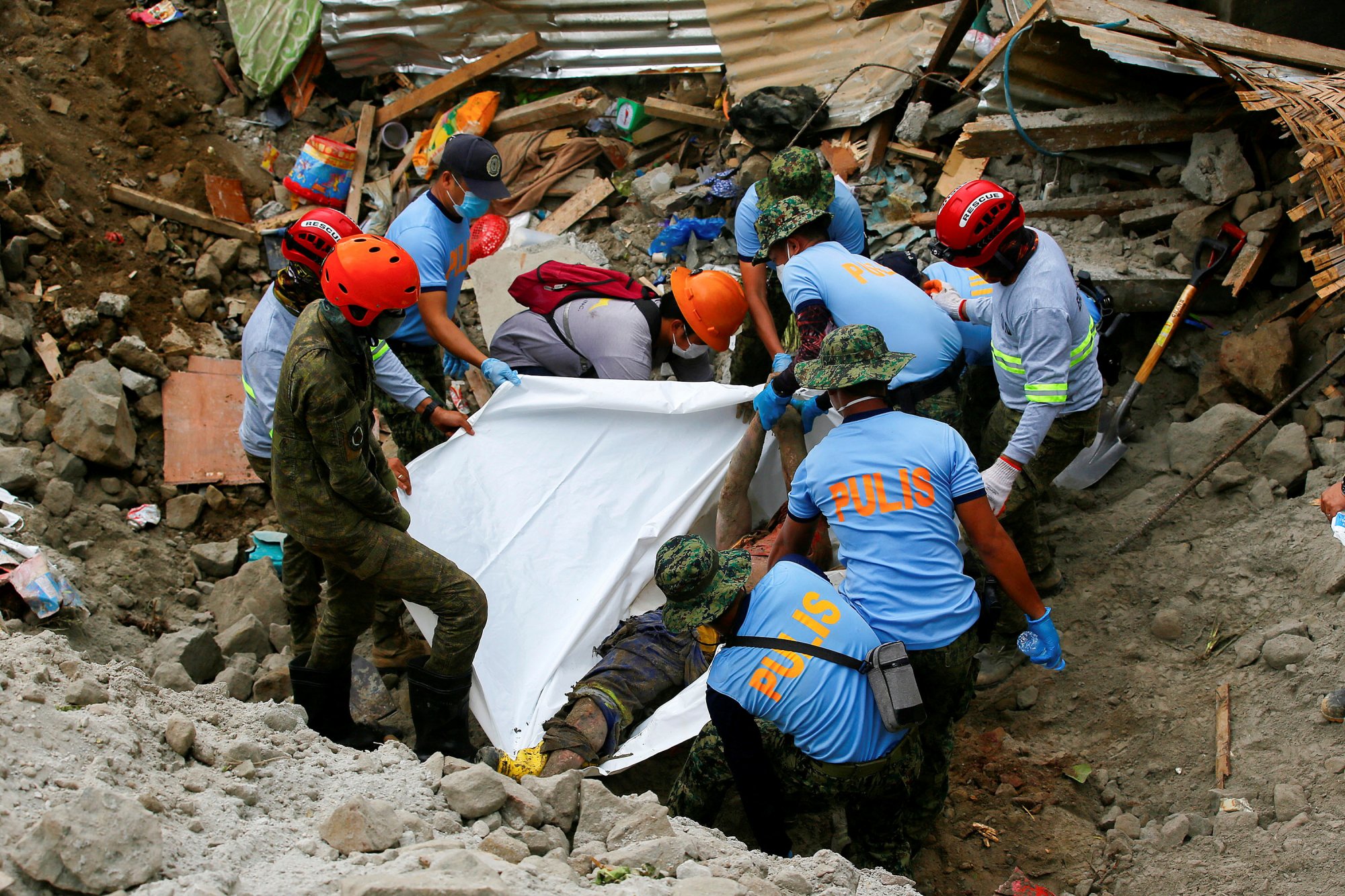 2024 02 08T135840Z 276225375 RC2DY5AXYNTB RTRMADP 5 PHILIPPINES DISASTER.jpg
