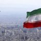 Iran bandiera a Teheran La Presse 620x350.jpg