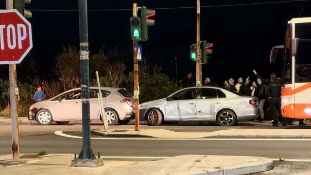 Ασύλληπτη συμπλοκή Ρομά με ρόπαλα, ακινητοποιήθηκαν οδηγοί και μητέρες με παιδιά